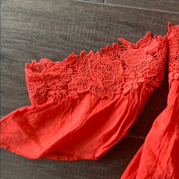 NEW WITH TAGS MISS ME. Cap sleeve soft lace shirt - Picture 6 of 6